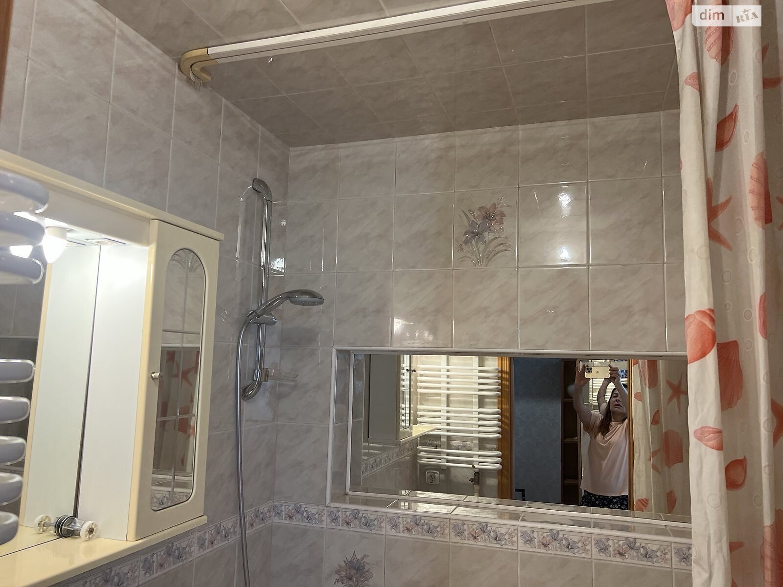 Продажа двухкомнатной квартиры в Киеве, на ул. Антоновича, район Центр фото 1 Продажа двухкомнатной квартиры в Киеве, на ул. Антоновича, район Центр фото 1