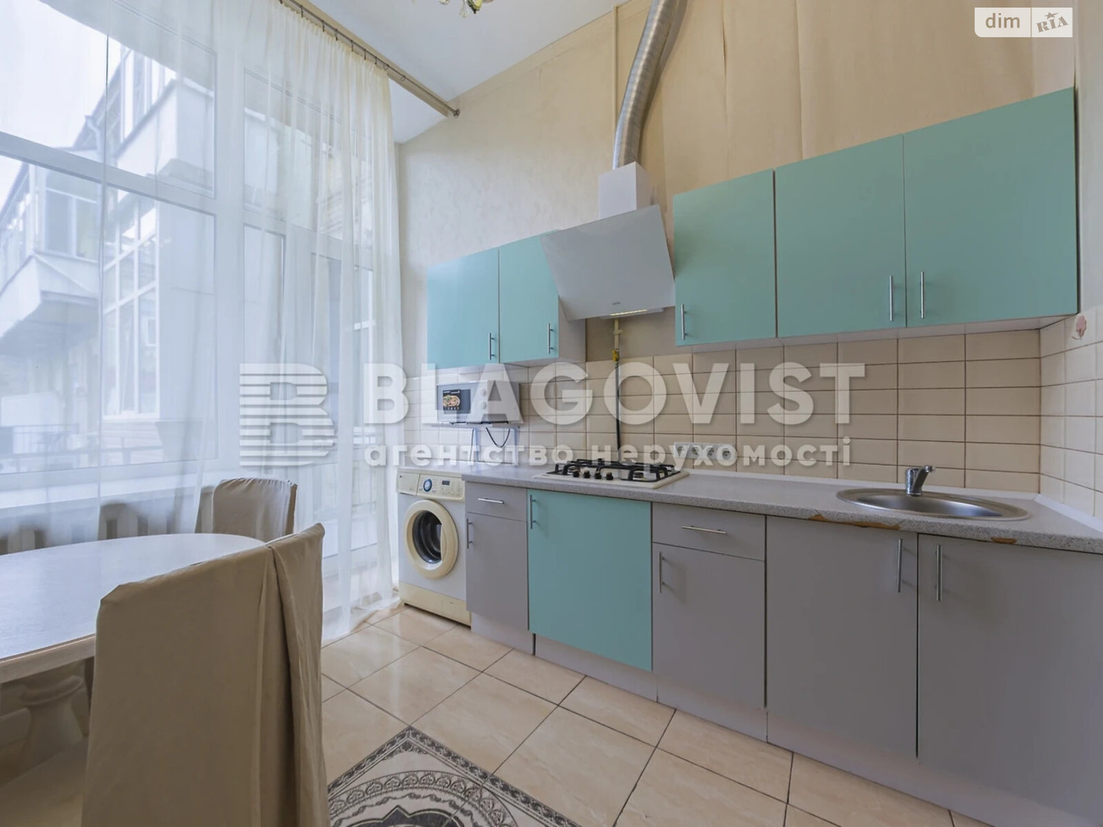 Продажа двухкомнатной квартиры в Киеве, на ул. Богдана Хмельницкого 10, район Центр фото 1 Продажа двухкомнатной квартиры в Киеве, на ул. Богдана Хмельницкого 10, район Центр фото 1