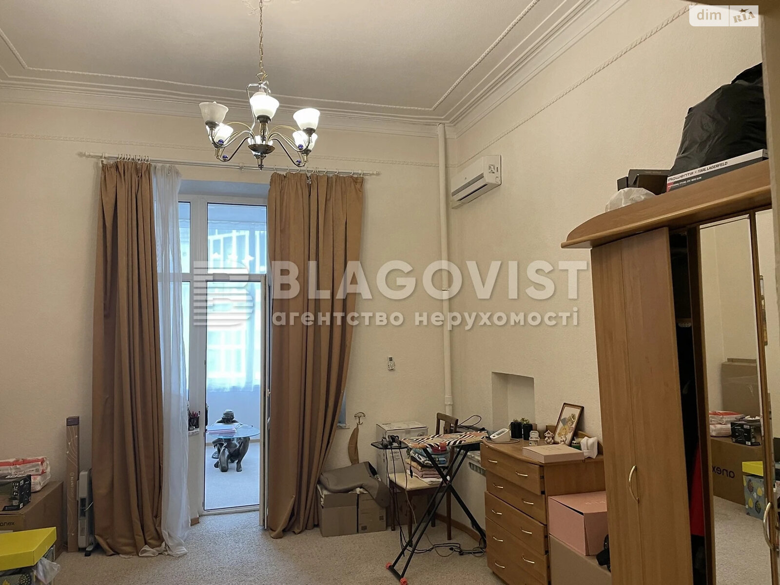 Продажа трехкомнатной квартиры в Киеве, на ул. Богдана Хмельницкого 32, район Центр фото 1 Продажа трехкомнатной квартиры в Киеве, на ул. Богдана Хмельницкого 32, район Центр фото 1