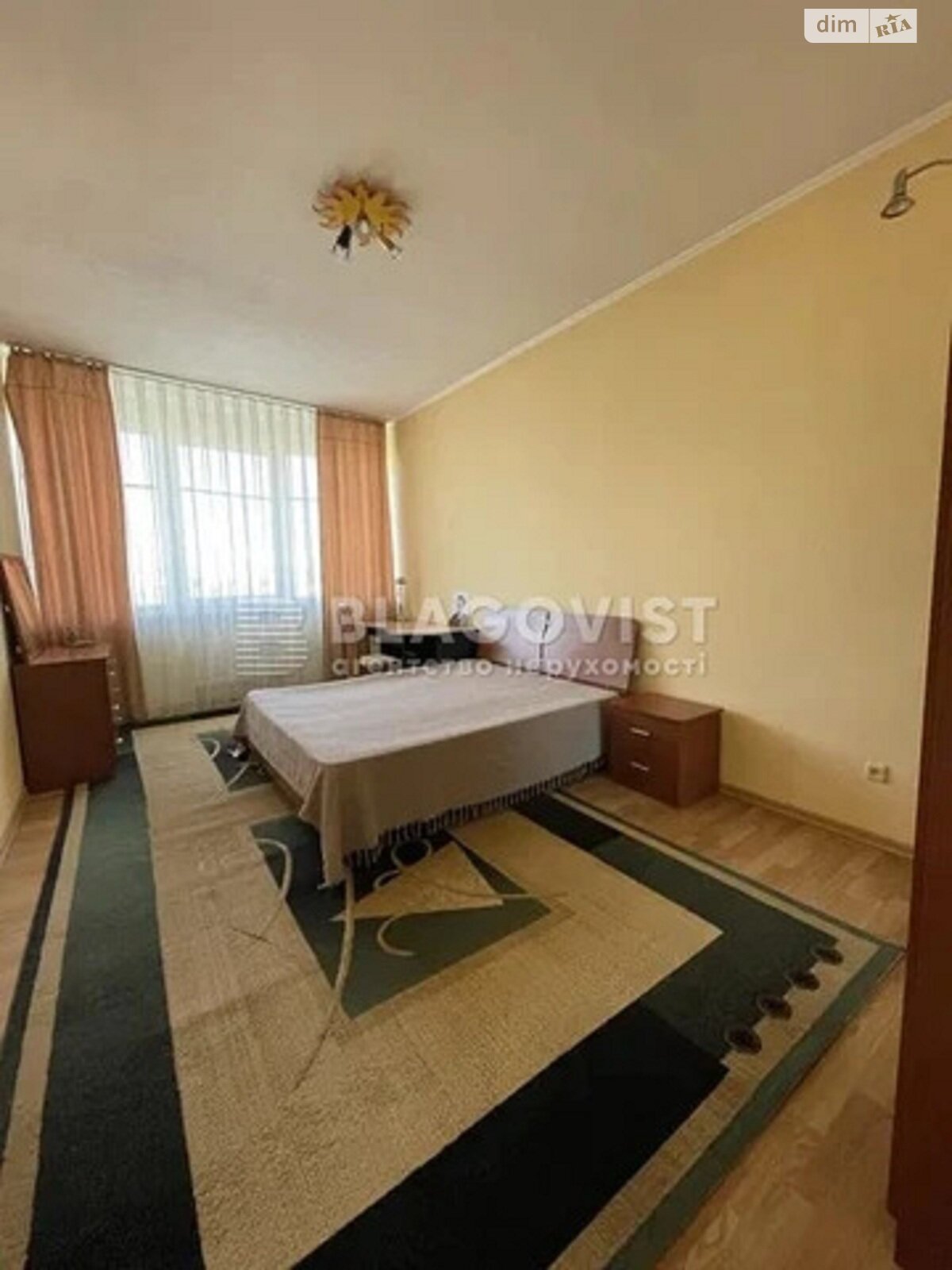 Продаж чотирикімнатної квартири в Києві, на вул. Богдана Хмельницького 41, район Центр фото 1 Продаж чотирикімнатної квартири в Києві, на вул. Богдана Хмельницького 41, район Центр фото 1