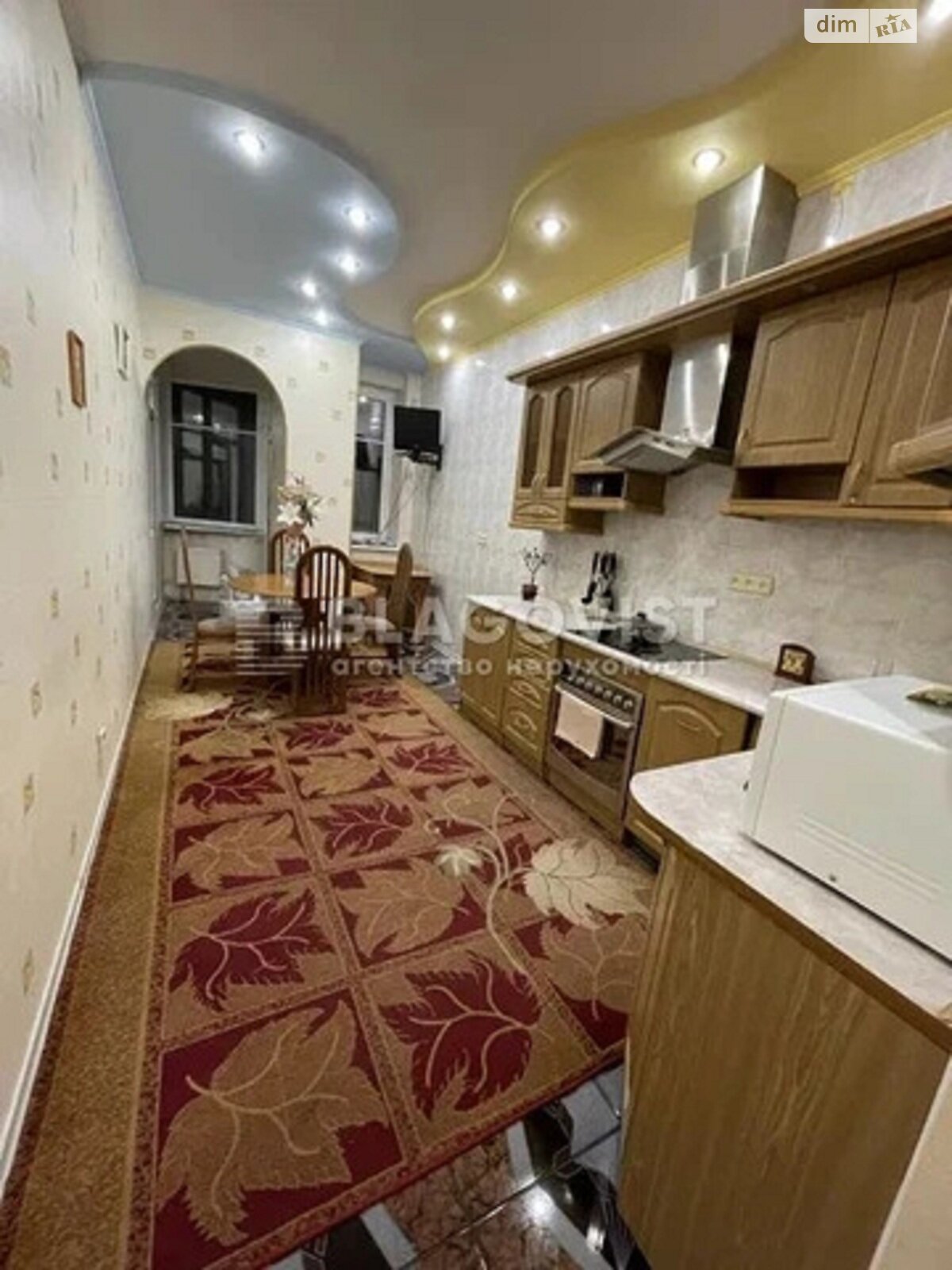 Продаж чотирикімнатної квартири в Києві, на вул. Богдана Хмельницького 41, район Центр фото 1 Продаж чотирикімнатної квартири в Києві, на вул. Богдана Хмельницького 41, район Центр фото 1