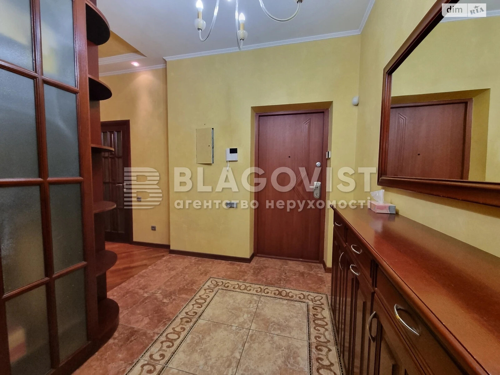 Продажа трехкомнатной квартиры в Киеве, на ул. Богдана Хмельницкого 41, район Центр фото 1 Продажа трехкомнатной квартиры в Киеве, на ул. Богдана Хмельницкого 41, район Центр фото 1