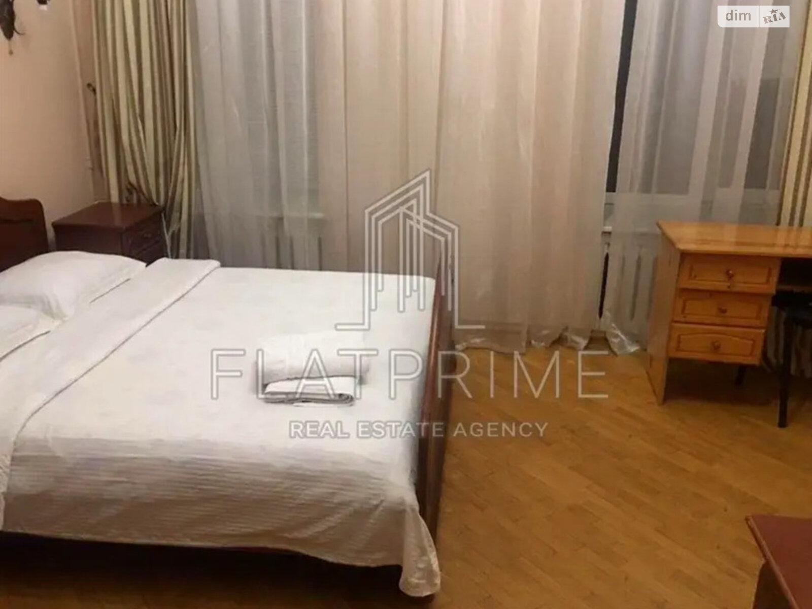 Продажа трехкомнатной квартиры в Киеве, на ул. Богдана Хмельницкого 10, район Центр фото 1