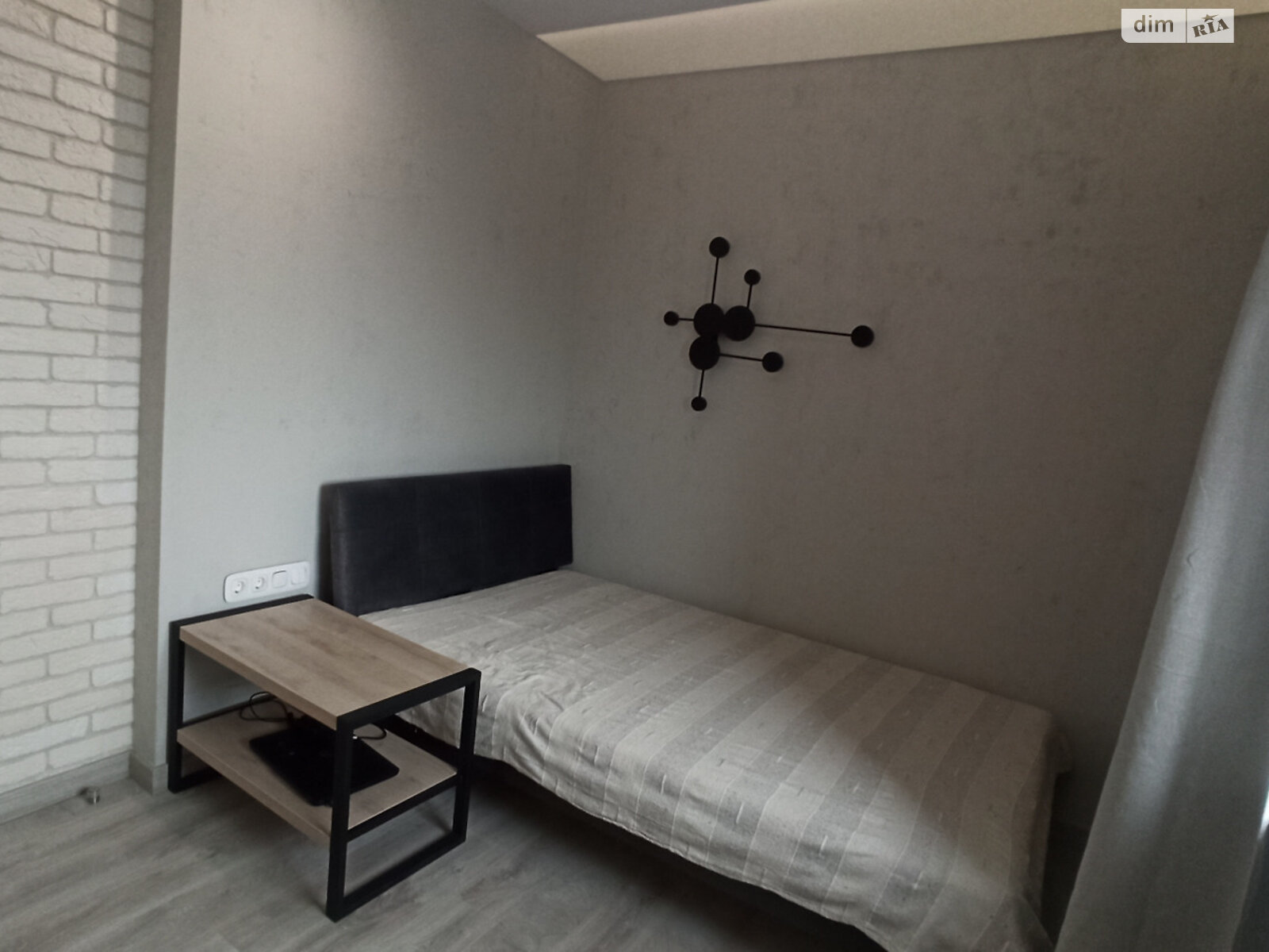 Продаж трикімнатної квартири в Києві, на вул. Богдана Хмельницького 39, район Центр фото 1