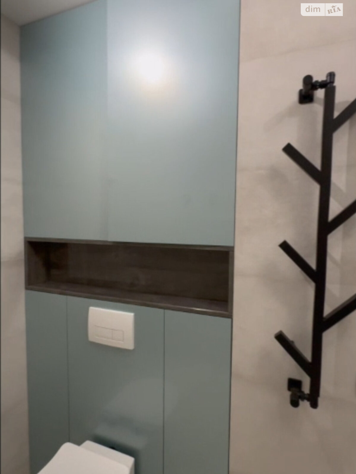 Продаж трикімнатної квартири в Києві, на вул. Богдана Хмельницького 39, район Центр фото 1