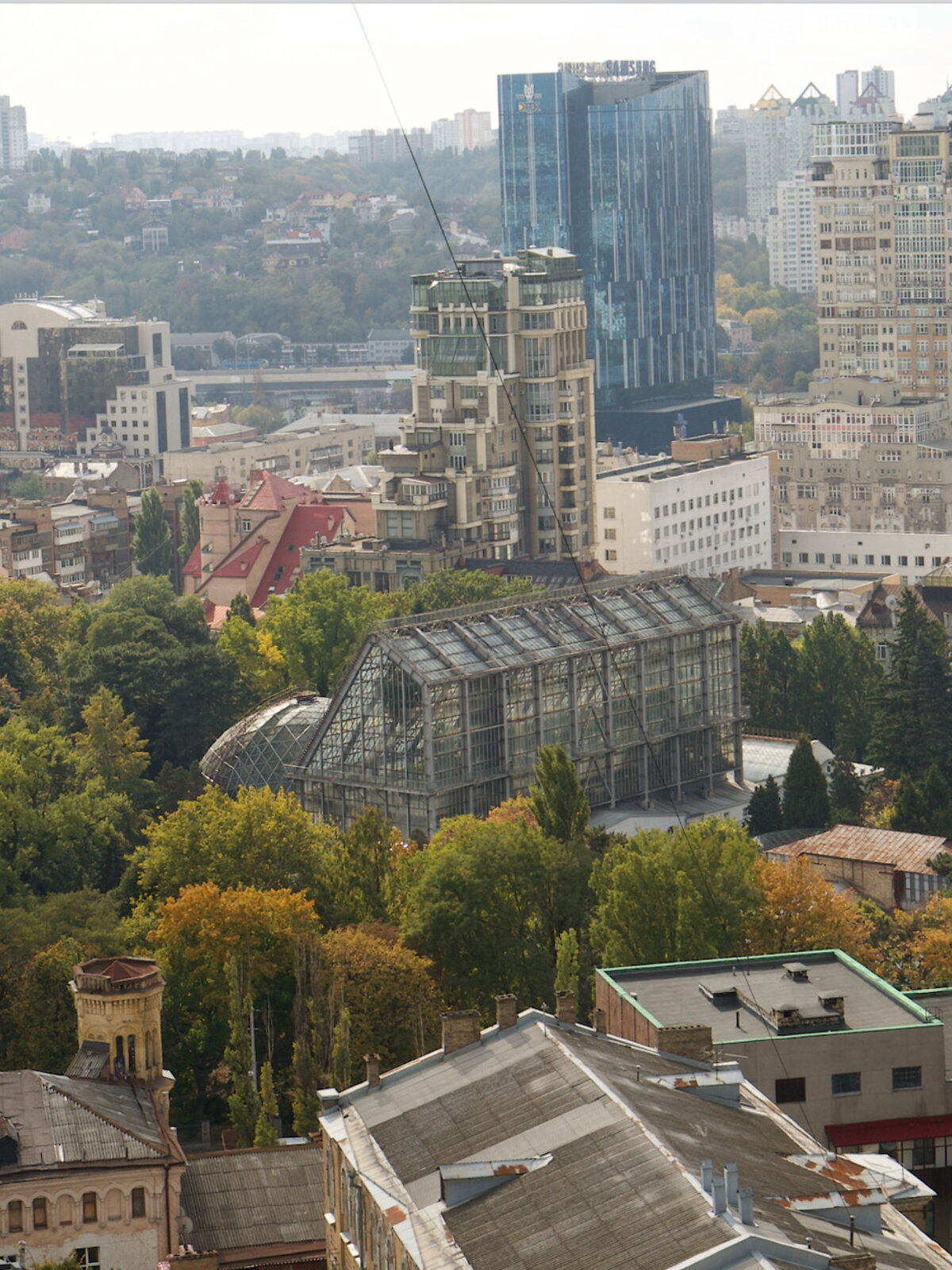 Продаж трикімнатної квартири в Києві, на вул. Богдана Хмельницького 39, район Центр фото 1