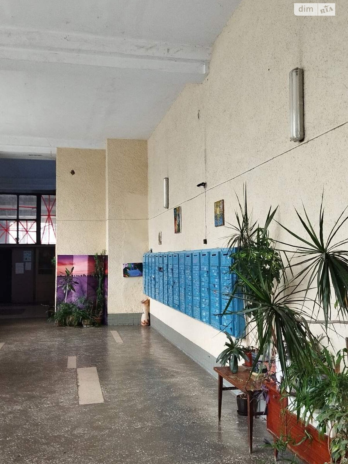 Продаж трикімнатної квартири в Києві, на вул. Богдана Хмельницького 39, район Центр фото 1