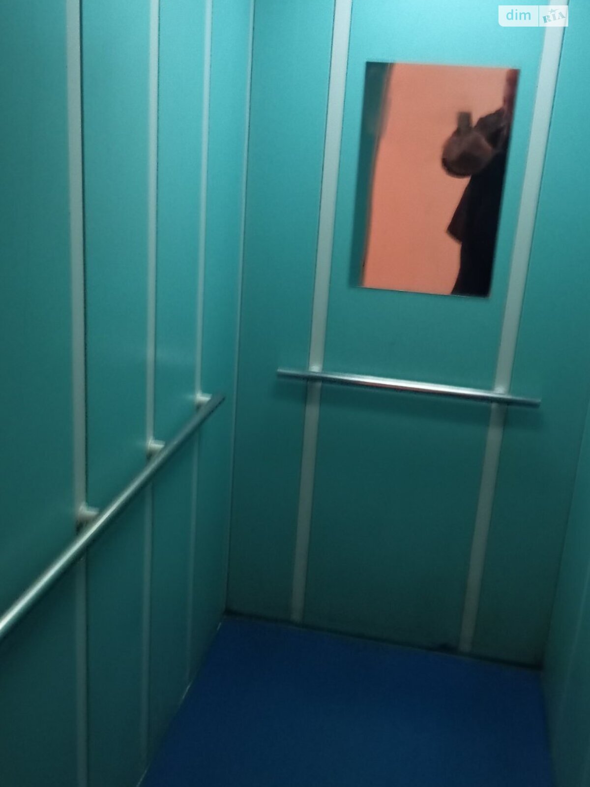 Продаж трикімнатної квартири в Києві, на вул. Богдана Хмельницького 39, район Центр фото 1