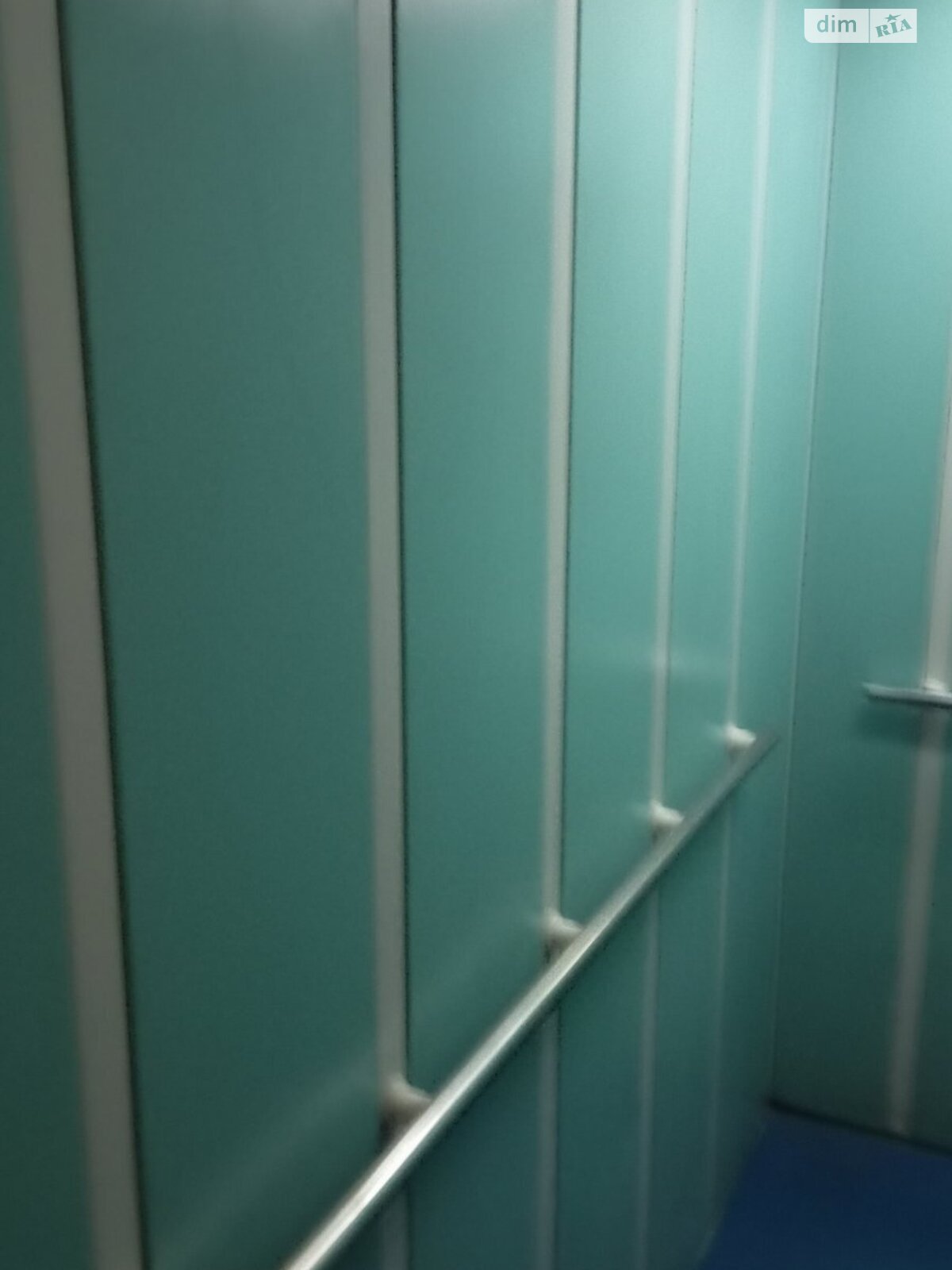 Продаж трикімнатної квартири в Києві, на вул. Богдана Хмельницького 39, район Центр фото 1