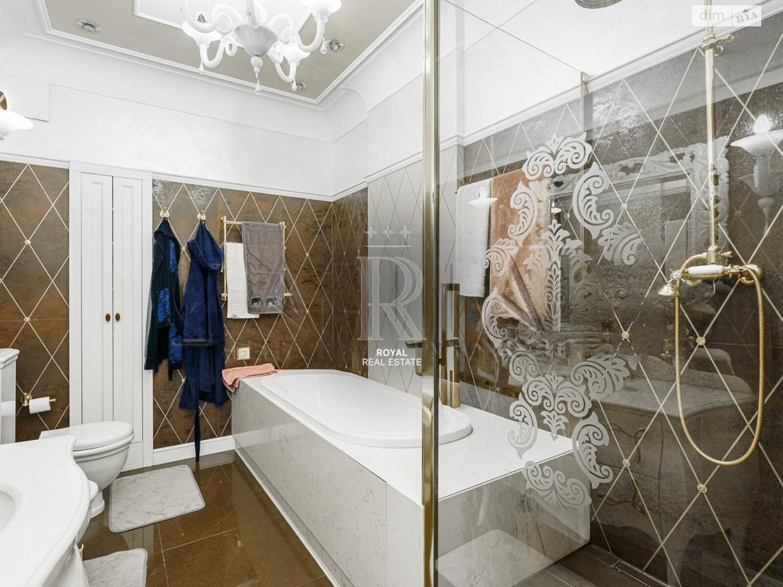 Продажа трехкомнатной квартиры в Киеве, на ул. Бульварно-Кудрявская 21, район Центр фото 1 Продажа трехкомнатной квартиры в Киеве, на ул. Бульварно-Кудрявская 21, район Центр фото 1