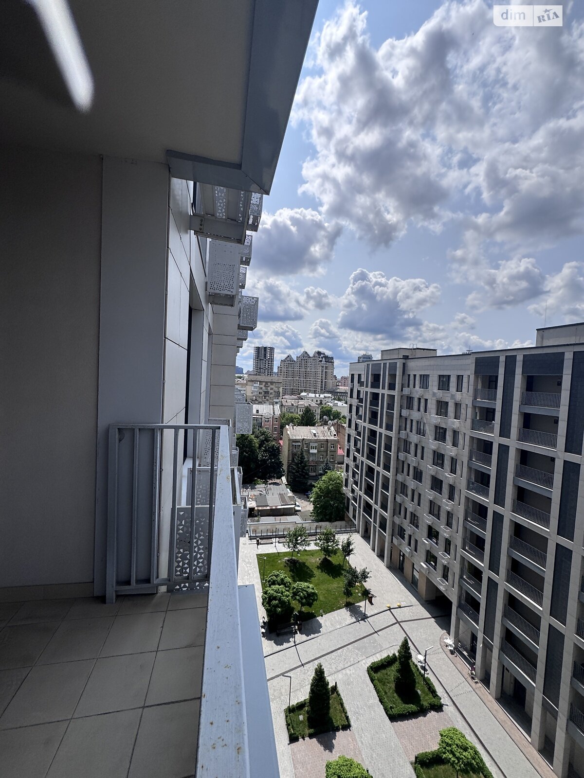 Продаж двокімнатної квартири в Києві, на вул. Бульварно-Кудрявська 17А, район Центр фото 1 Продаж двокімнатної квартири в Києві, на вул. Бульварно-Кудрявська 17А, район Центр фото 1