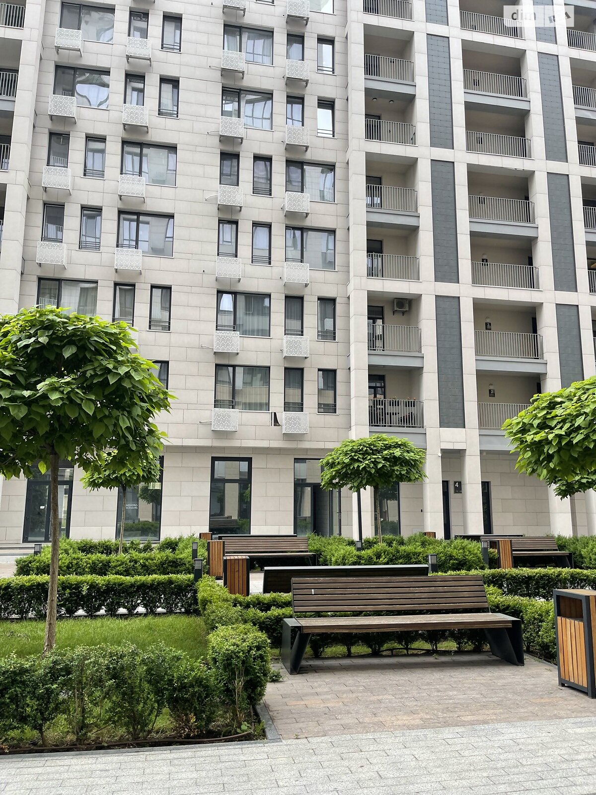 Продаж трикімнатної квартири в Києві, на вул. Бульварно-Кудрявська 17, район Центр фото 1 Продаж трикімнатної квартири в Києві, на вул. Бульварно-Кудрявська 17, район Центр фото 1