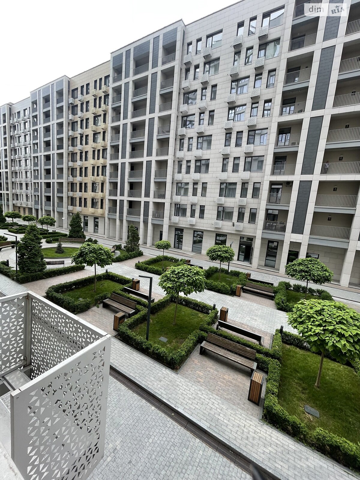 Продаж трикімнатної квартири в Києві, на вул. Бульварно-Кудрявська 17, район Центр фото 1 Продаж трикімнатної квартири в Києві, на вул. Бульварно-Кудрявська 17, район Центр фото 1