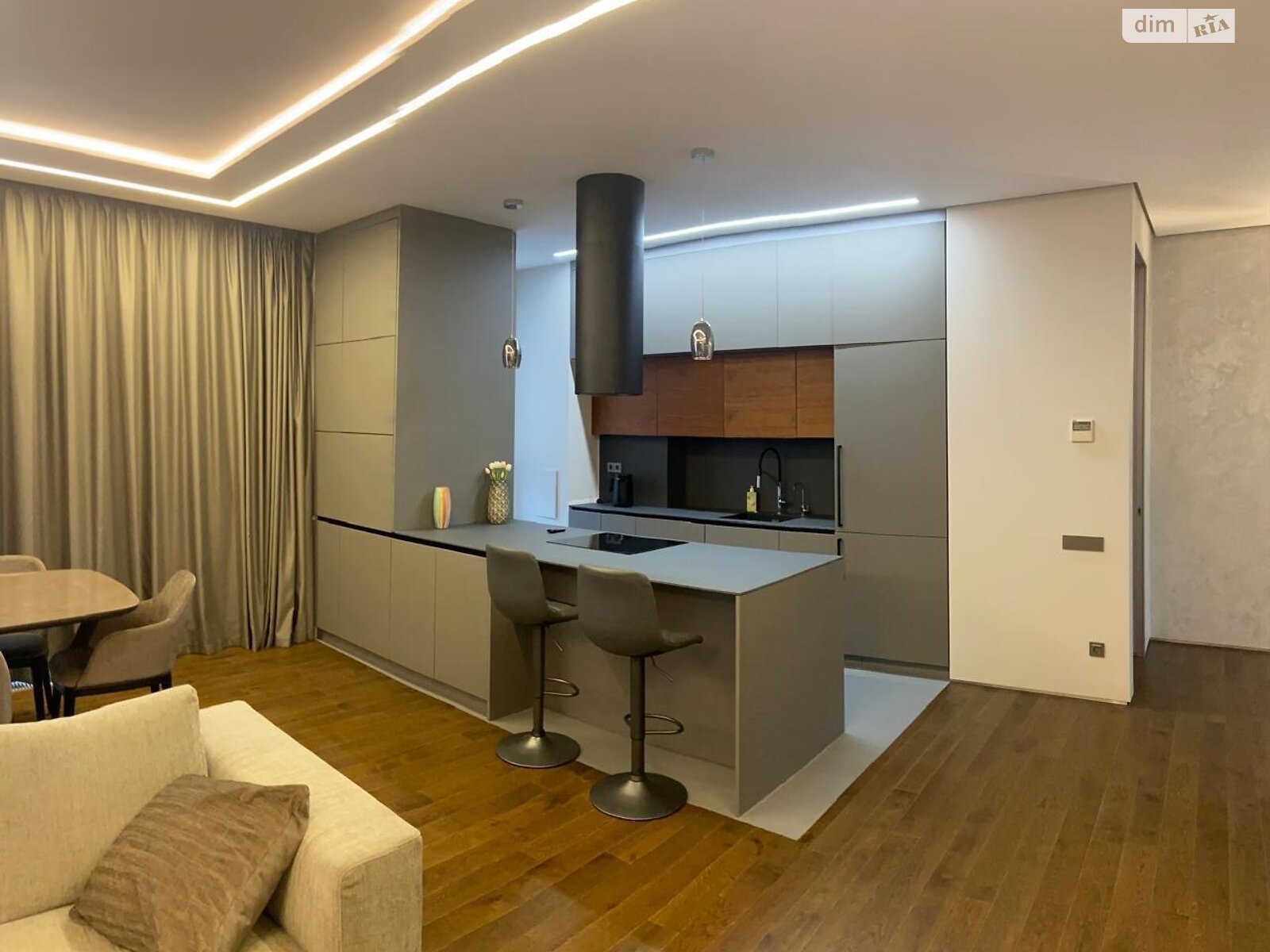 Продаж трикімнатної квартири в Києві, на вул. Бульварно-Кудрявська 21, район Центр фото 1