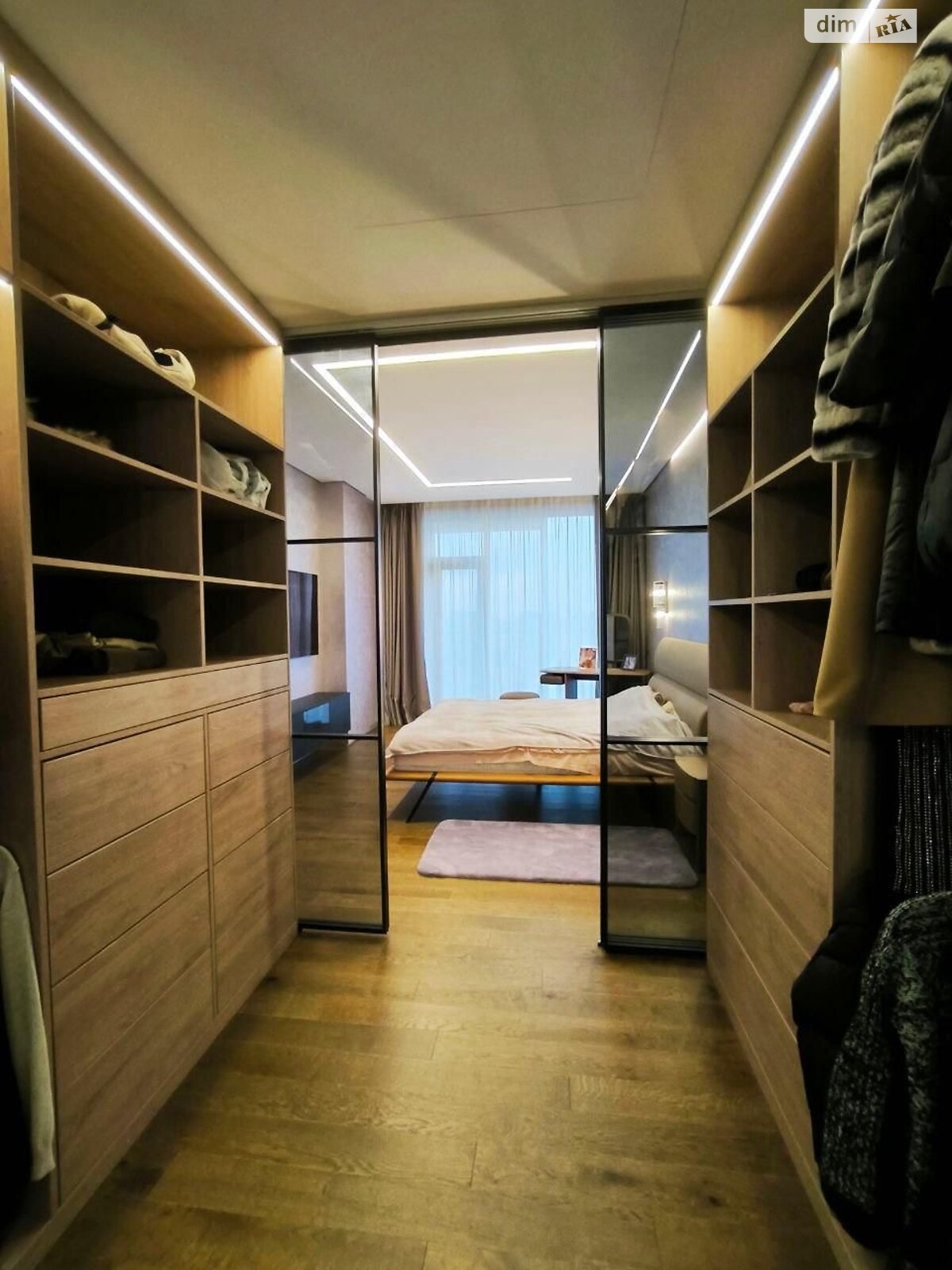 Продаж трикімнатної квартири в Києві, на вул. Бульварно-Кудрявська 21, район Центр фото 1