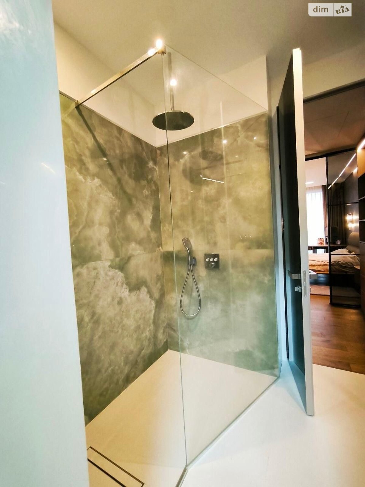 Продаж трикімнатної квартири в Києві, на вул. Бульварно-Кудрявська 21, район Центр фото 1