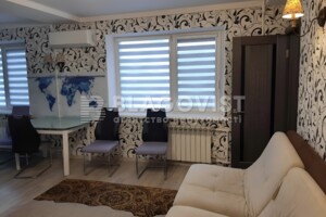 Продаж трикімнатної квартири в Києві, на пров. Чеховський 2, район Центр фото 2