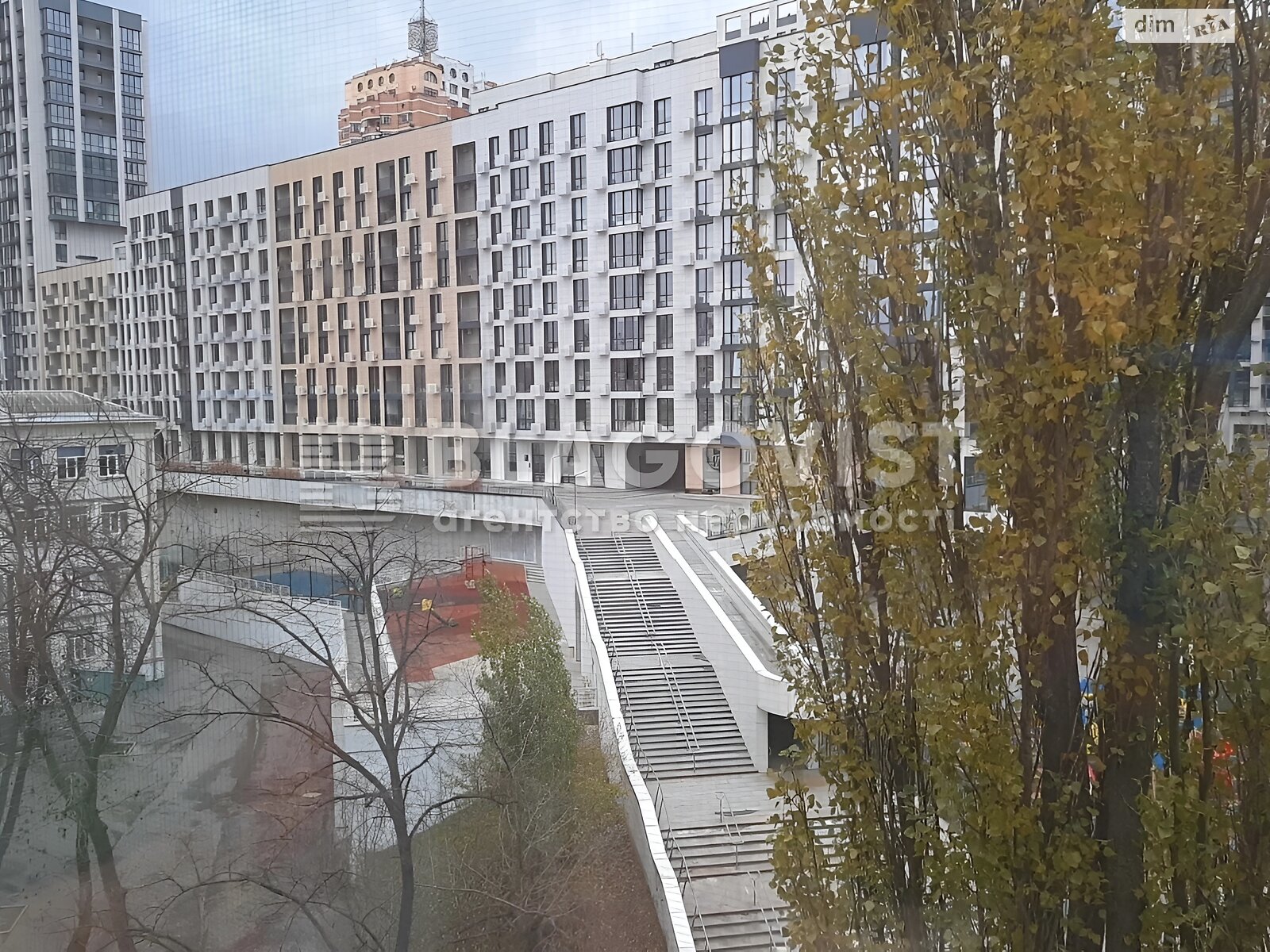 Продаж трикімнатної квартири в Києві, на пров. Чеховський 2, район Центр фото 1 Продаж трикімнатної квартири в Києві, на пров. Чеховський 2, район Центр фото 1