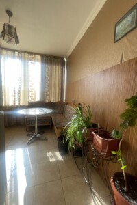 Продаж двокімнатної квартири в Києві, на вул. Дмитрівська 2, район Шевченківський фото 2