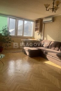 Продаж двокімнатної квартири в Києві, на вул. Дмитрівська 2, район Центр фото 2