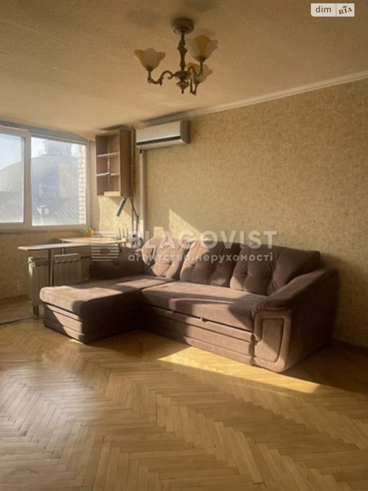 Продаж двокімнатної квартири в Києві, на вул. Дмитрівська 2, район Центр фото 1 Продаж двокімнатної квартири в Києві, на вул. Дмитрівська 2, район Центр фото 1
