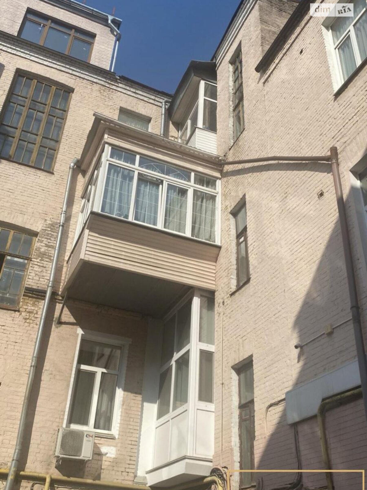 Продажа трехкомнатной квартиры в Киеве, на ул. Гоголевская 10, район Центр фото 1 Продажа трехкомнатной квартиры в Киеве, на ул. Гоголевская 10, район Центр фото 1