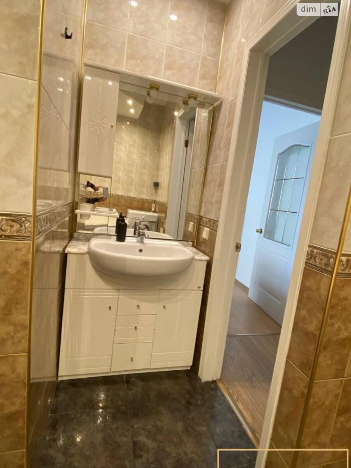 Продажа трехкомнатной квартиры в Киеве, на ул. Гоголевская 10, район Центр фото 1 Продажа трехкомнатной квартиры в Киеве, на ул. Гоголевская 10, район Центр фото 1