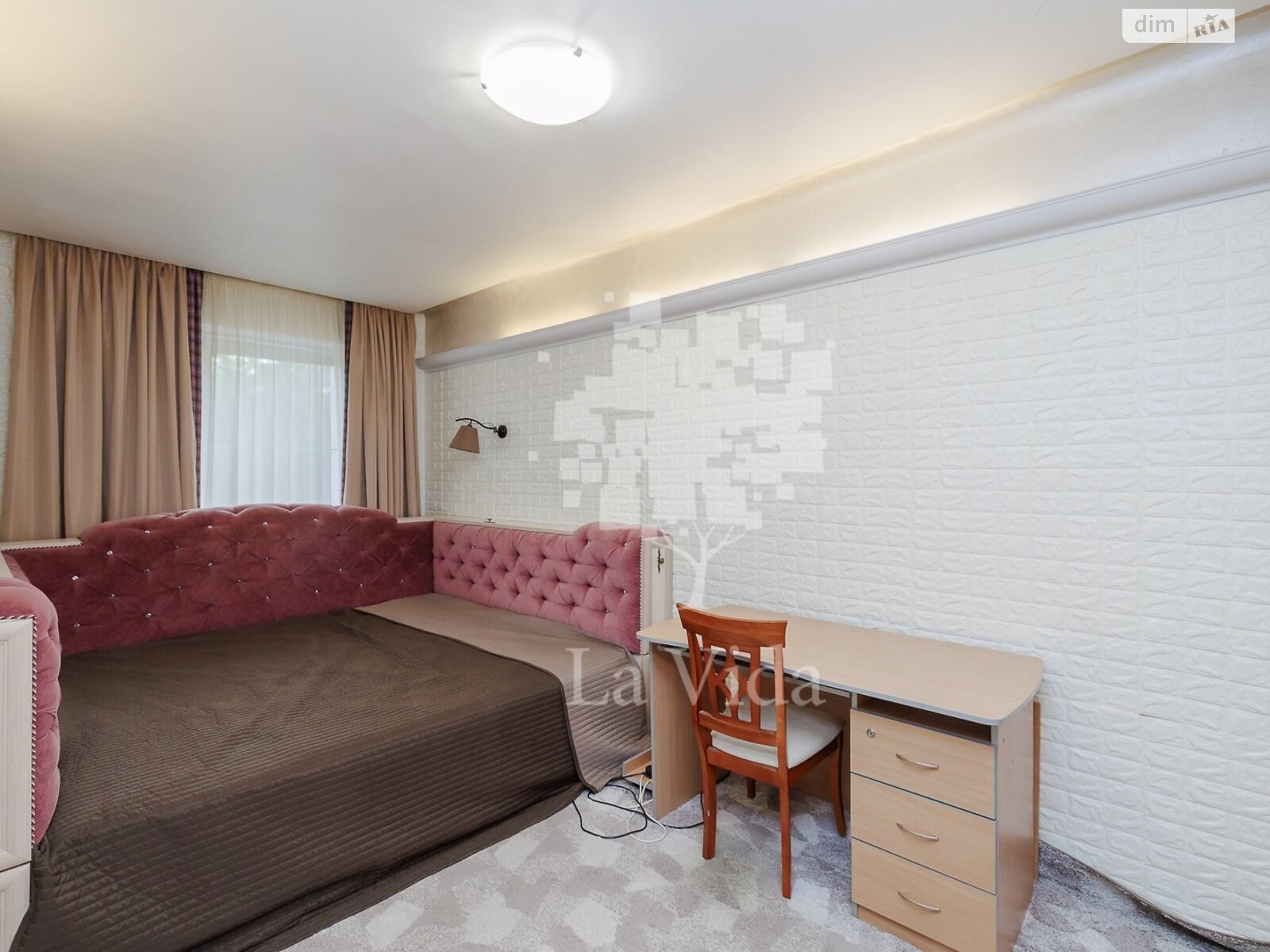 Продажа двухкомнатной квартиры в Киеве, на ул. Гоголевская 9Б, район Центр фото 1 Продажа двухкомнатной квартиры в Киеве, на ул. Гоголевская 9Б, район Центр фото 1