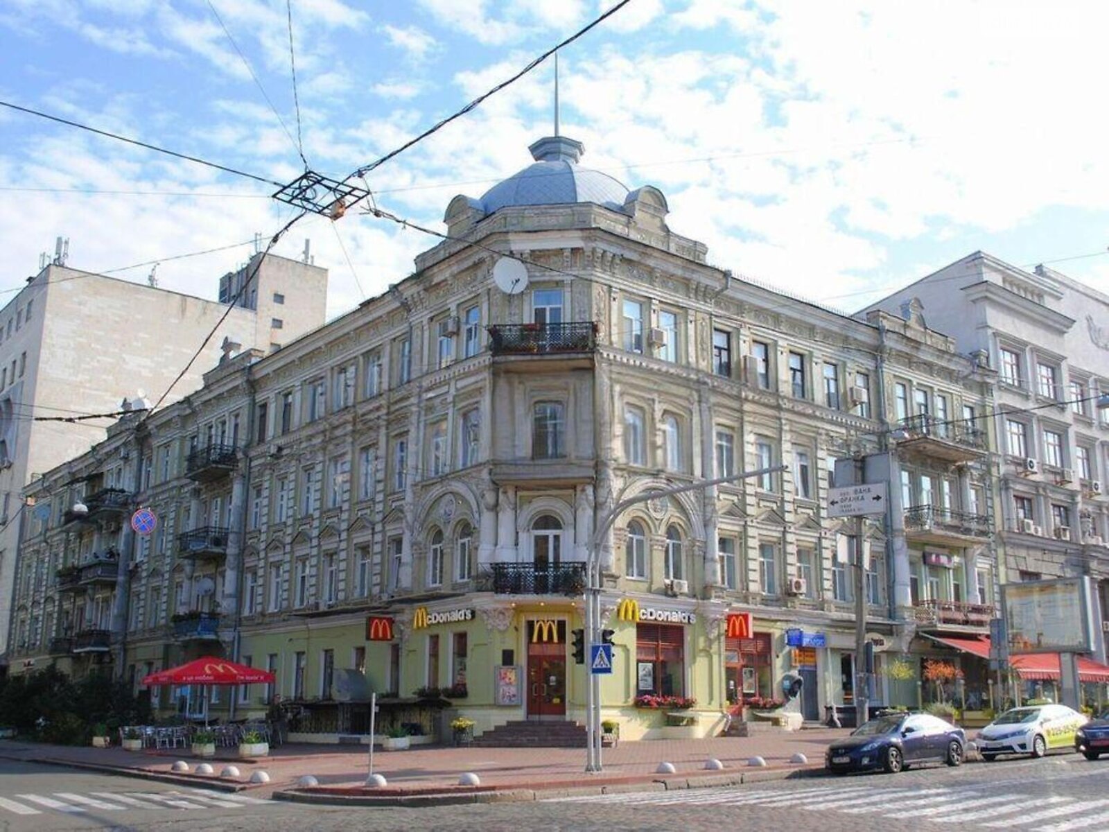 Продаж трикімнатної квартири в Києві, на вул. Івана Франка 25/40, кв. 41, район Центр фото 1 Продаж трикімнатної квартири в Києві, на вул. Івана Франка 25/40, кв. 41, район Центр фото 1
