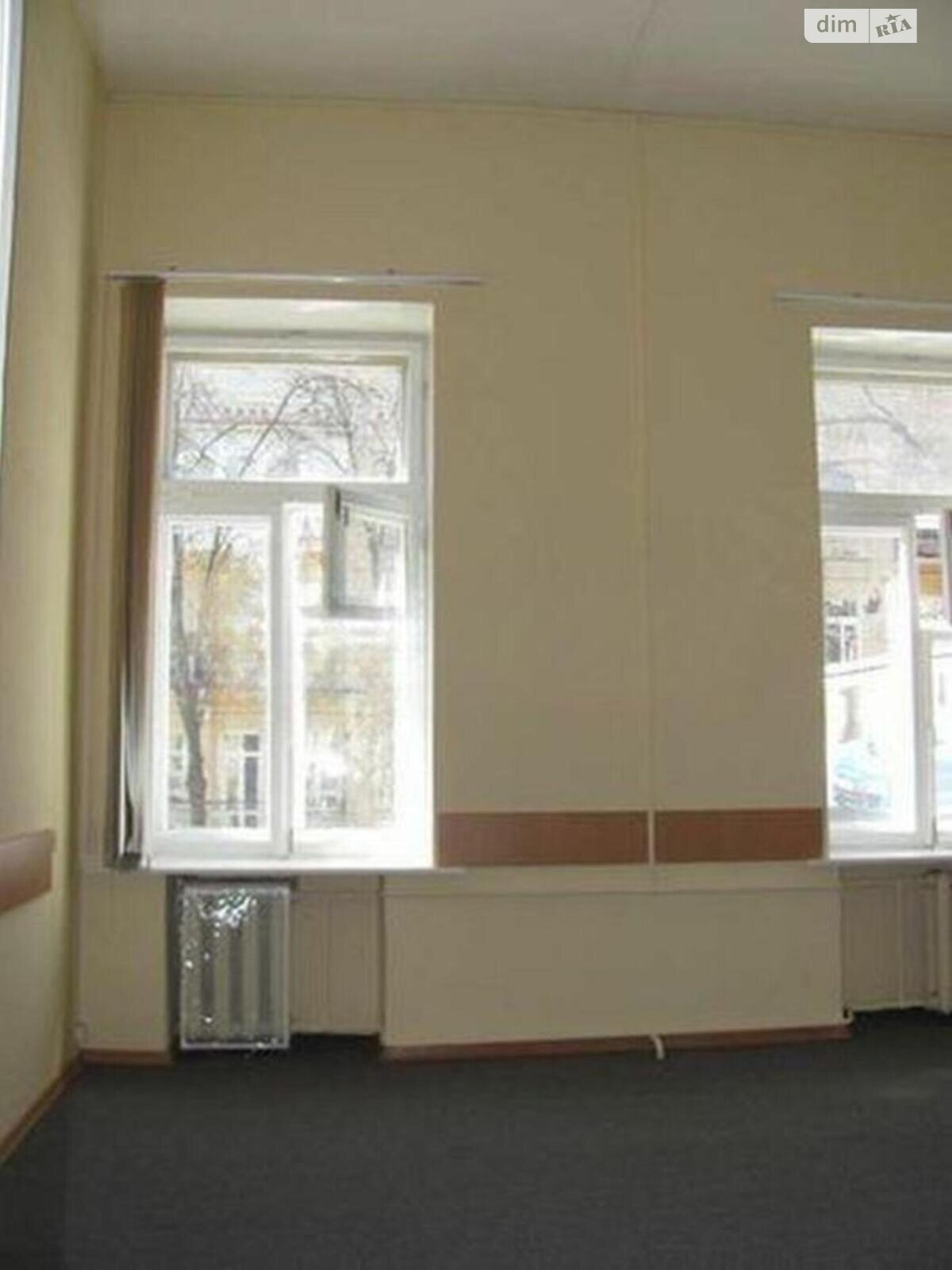 Продаж трикімнатної квартири в Києві, на вул. Івана Франка 25/40, кв. 41, район Центр фото 1 Продаж трикімнатної квартири в Києві, на вул. Івана Франка 25/40, кв. 41, район Центр фото 1