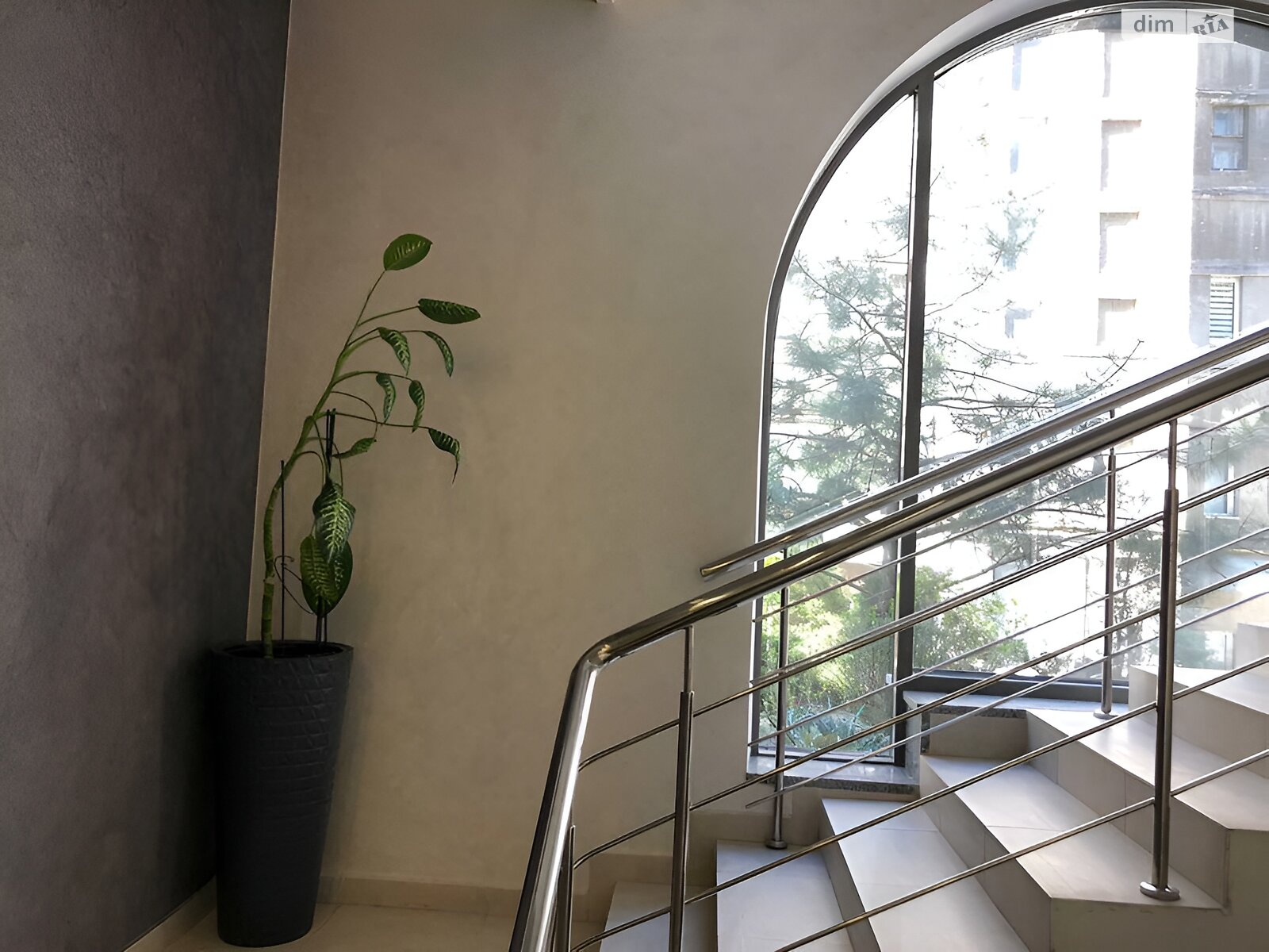 Продаж чотирикімнатної квартири в Києві, на вул. Івана Франка 11, район Центр фото 1 Продаж чотирикімнатної квартири в Києві, на вул. Івана Франка 11, район Центр фото 1