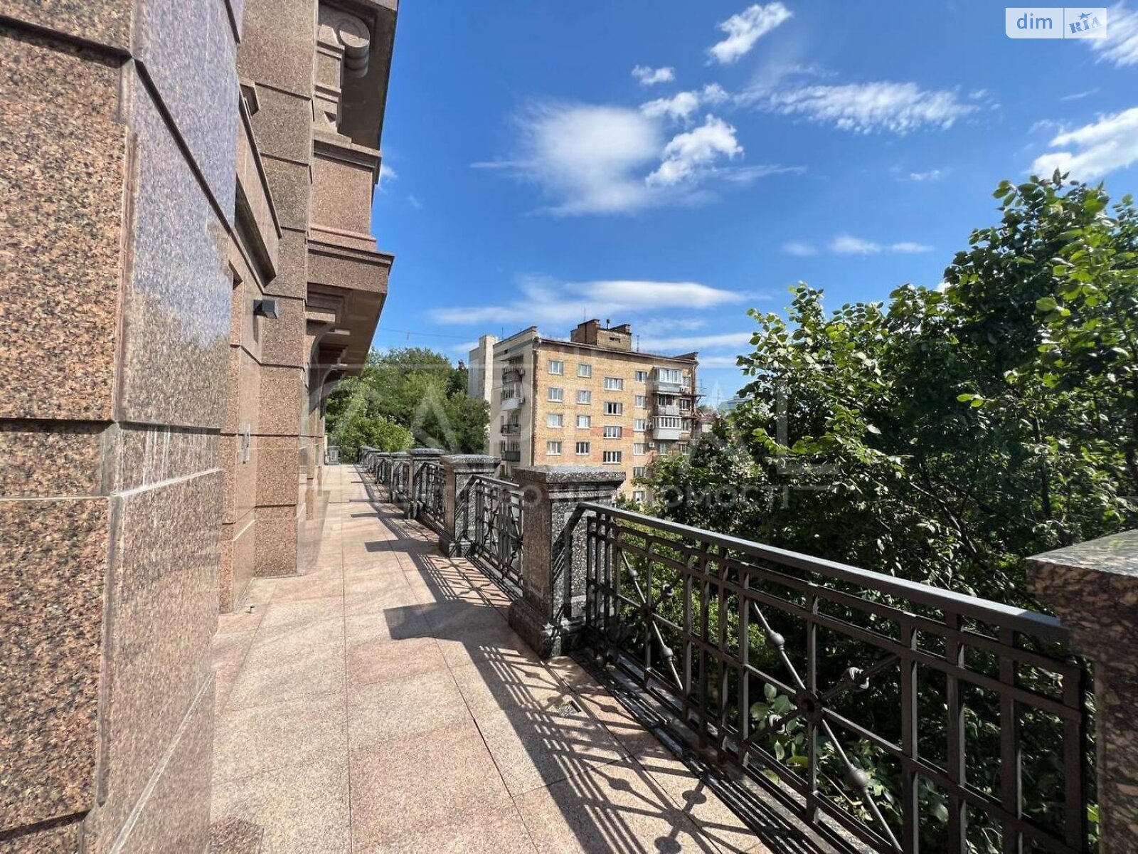 Продажа двухкомнатной квартиры в Киеве, на ул. Ивана Франко 4Б, район Центр фото 1 Продажа двухкомнатной квартиры в Киеве, на ул. Ивана Франко 4Б, район Центр фото 1