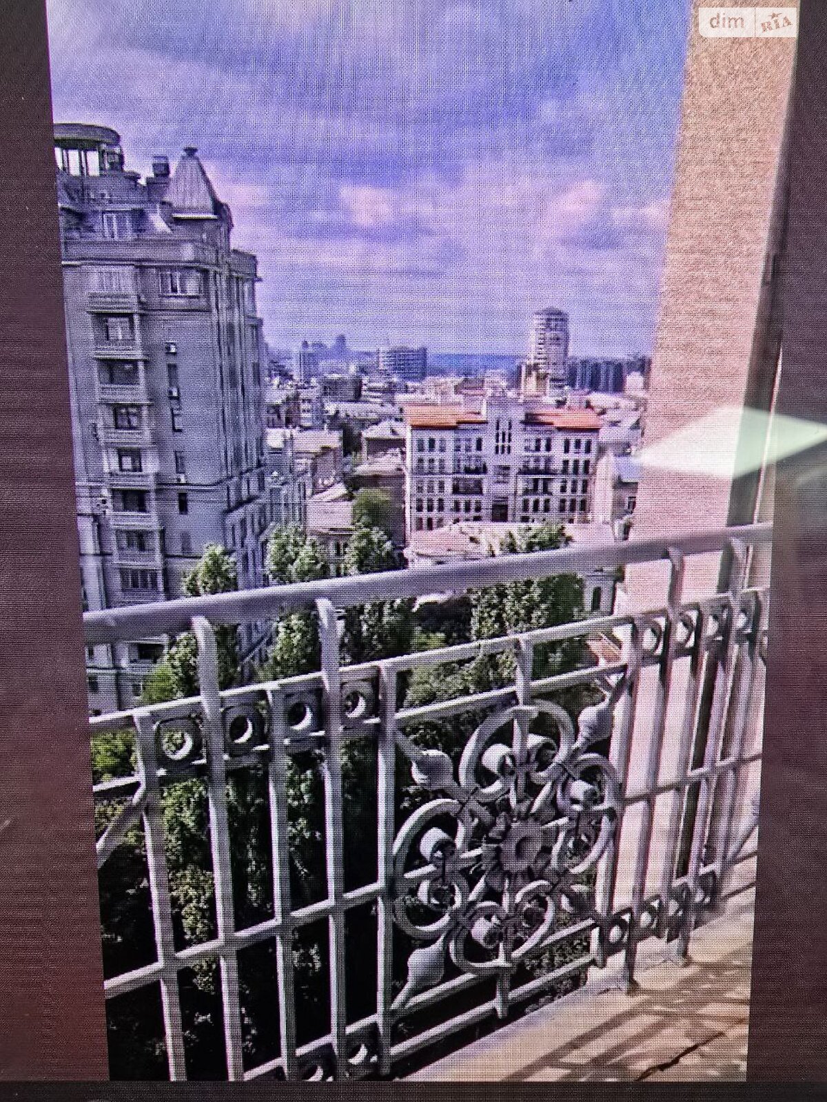 Продажа трехкомнатной квартиры в Киеве, на ул. Ивана Франко 4Б, район Центр фото 1 Продажа трехкомнатной квартиры в Киеве, на ул. Ивана Франко 4Б, район Центр фото 1