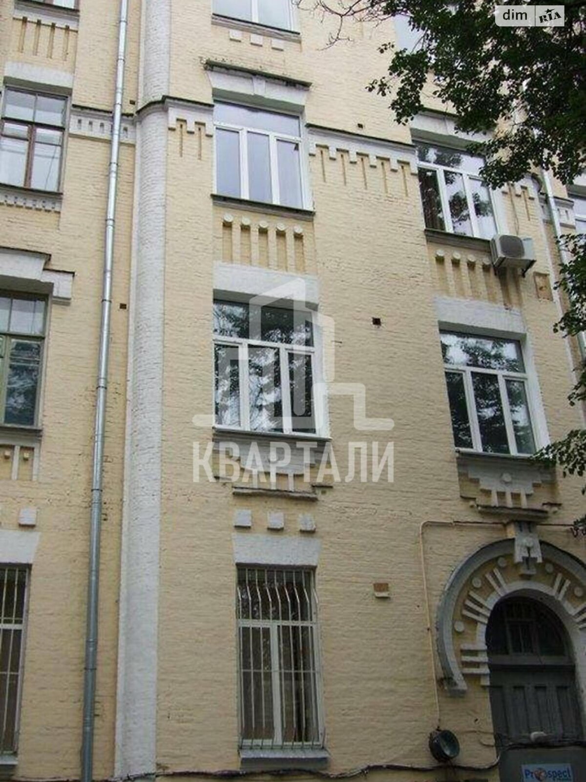 Продаж двокімнатної квартири в Києві, на пров. Музейний 8, район Центр фото 1