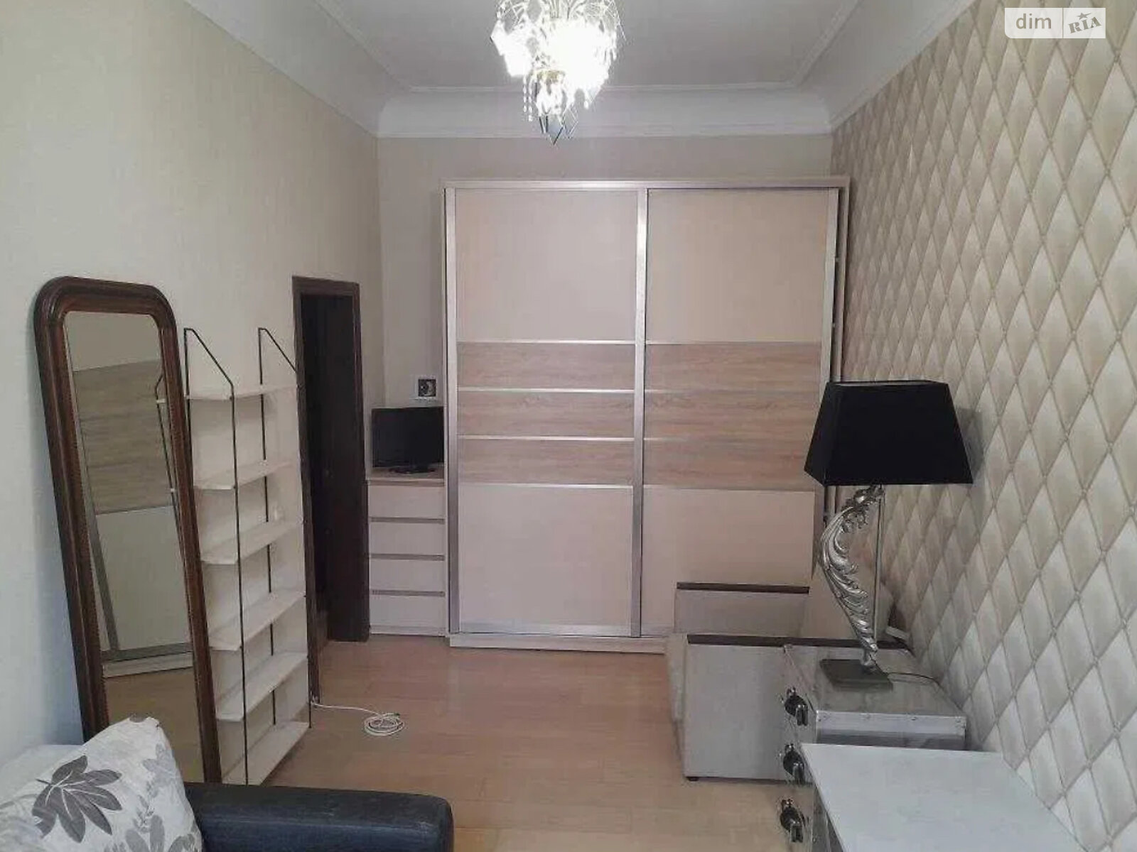 Продаж двокімнатної квартири в Києві, на вул. Миколи Лисенка 8, район Центр фото 1 Продаж двокімнатної квартири в Києві, на вул. Миколи Лисенка 8, район Центр фото 1