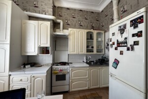 Продаж двокімнатної квартири в Києві, на вул. Миколи Лисенка 8, район Центр фото 2