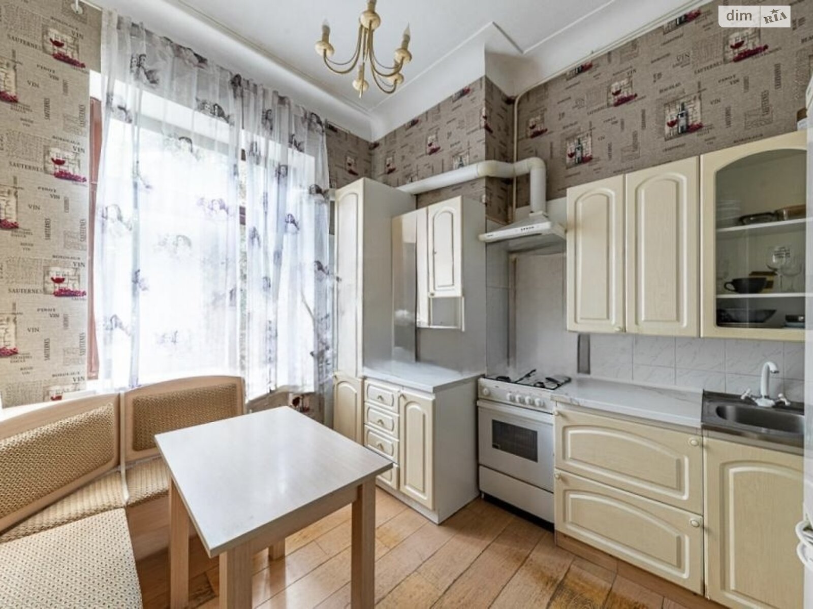 Продажа двухкомнатной квартиры в Киеве, на ул. Николая Лысенко 8, район Центр фото 1 Продажа двухкомнатной квартиры в Киеве, на ул. Николая Лысенко 8, район Центр фото 1