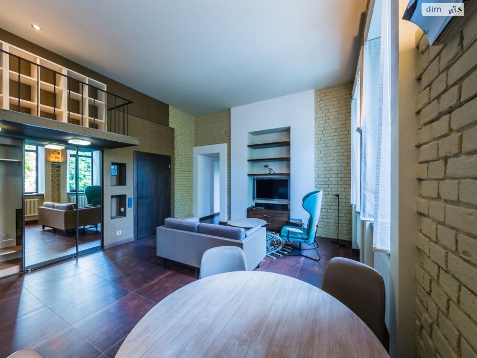 Продаж двокімнатної квартири в Києві, на вул. Миколи Лисенка 2, район Центр фото 1