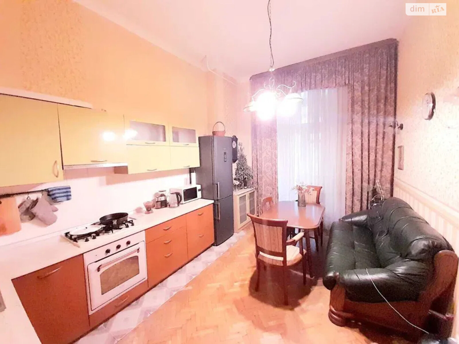 Продаж двокімнатної квартири в Києві, на вул. Олеся Гончара 88Б, район Центр фото 1 Продаж двокімнатної квартири в Києві, на вул. Олеся Гончара 88Б, район Центр фото 1