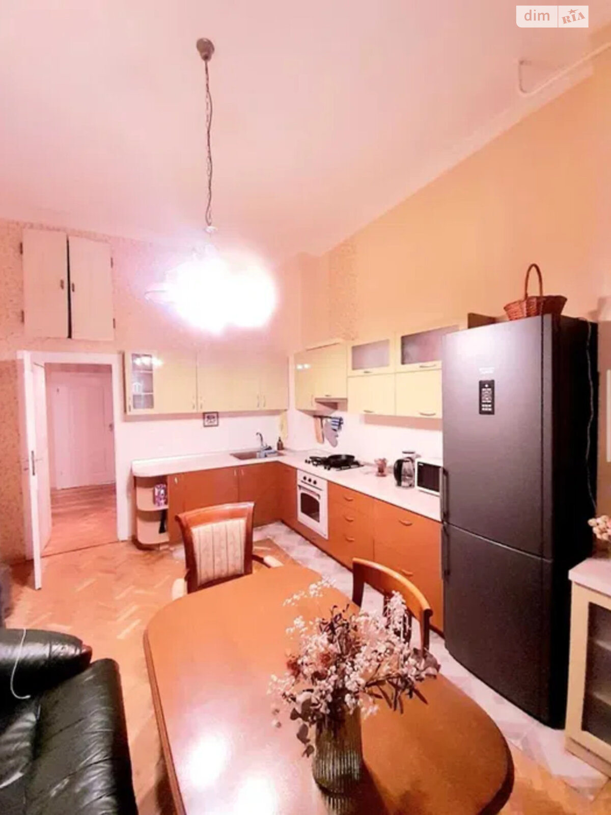 Продаж двокімнатної квартири в Києві, на вул. Олеся Гончара 88Б, район Центр фото 1 Продаж двокімнатної квартири в Києві, на вул. Олеся Гончара 88Б, район Центр фото 1