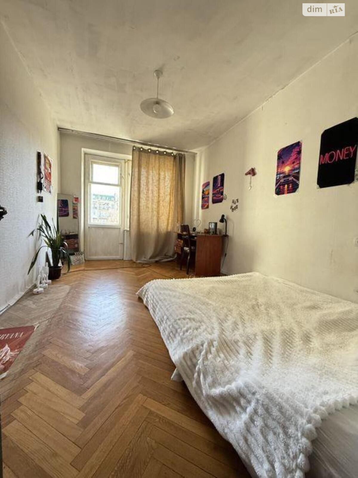 Продажа трехкомнатной квартиры в Киеве, на ул. Олеся Гончара, район Центр фото 1 Продажа трехкомнатной квартиры в Киеве, на ул. Олеся Гончара, район Центр фото 1