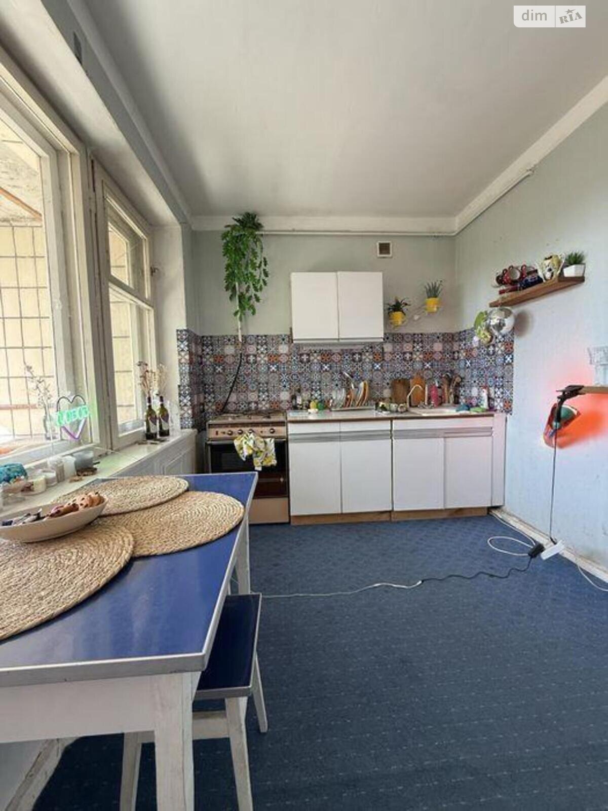 Продажа трехкомнатной квартиры в Киеве, на ул. Олеся Гончара, район Центр фото 1 Продажа трехкомнатной квартиры в Киеве, на ул. Олеся Гончара, район Центр фото 1