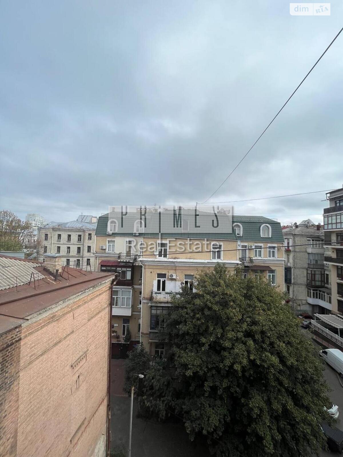 Продаж трикімнатної квартири в Києві, на вул. Олеся Гончара 24Б, район Центр фото 1 Продаж трикімнатної квартири в Києві, на вул. Олеся Гончара 24Б, район Центр фото 1
