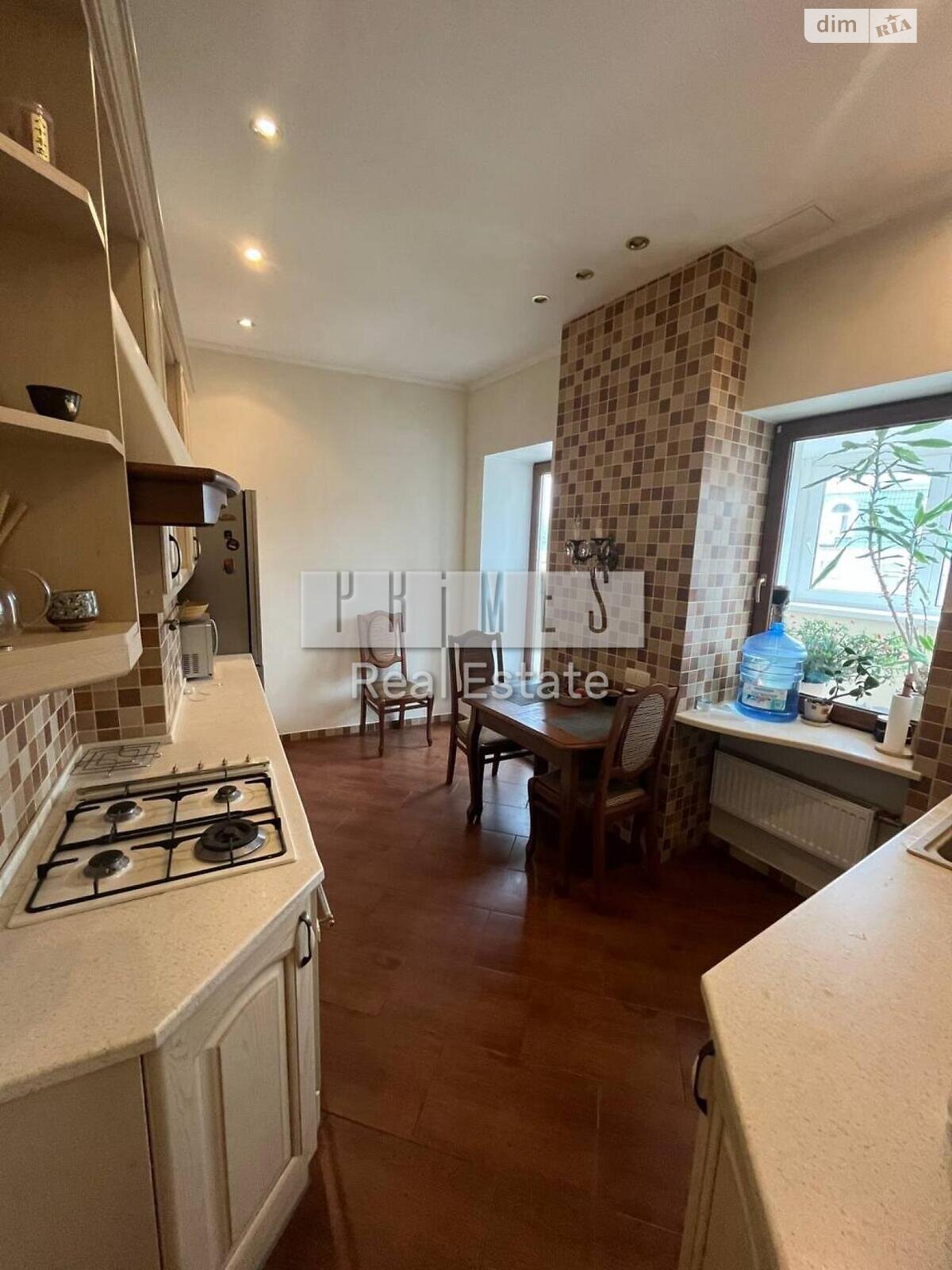 Продажа трехкомнатной квартиры в Киеве, на ул. Олеся Гончара 24, район Центр фото 1 Продажа трехкомнатной квартиры в Киеве, на ул. Олеся Гончара 24, район Центр фото 1