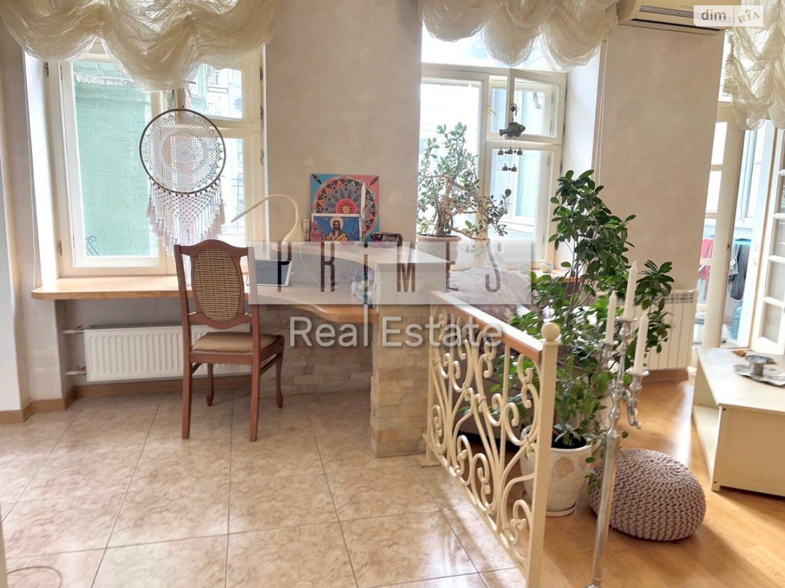 Продажа трехкомнатной квартиры в Киеве, на ул. Олеся Гончара 24, район Центр фото 1 Продажа трехкомнатной квартиры в Киеве, на ул. Олеся Гончара 24, район Центр фото 1