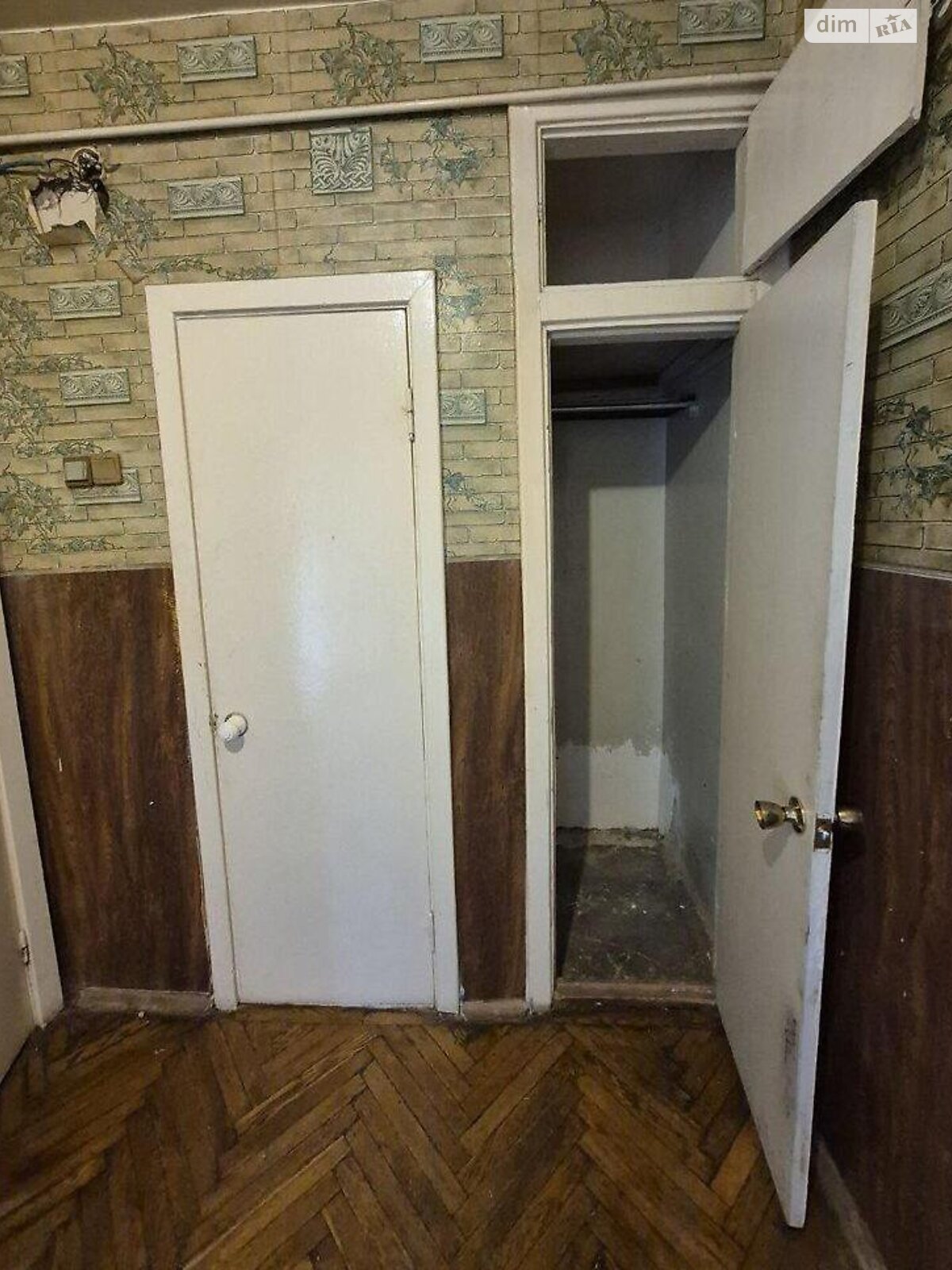 Продажа трехкомнатной квартиры в Киеве, на ул. Олеся Гончара 41А, район Центр фото 1 Продажа трехкомнатной квартиры в Киеве, на ул. Олеся Гончара 41А, район Центр фото 1