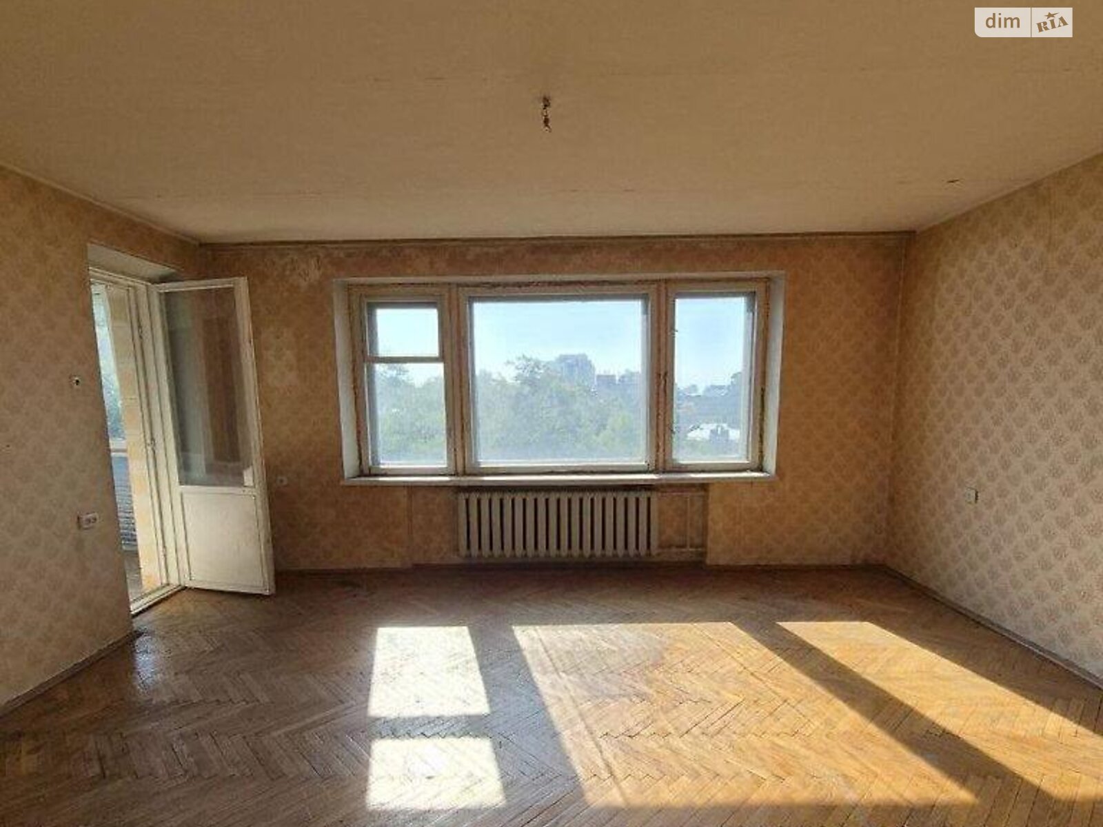 Продажа трехкомнатной квартиры в Киеве, на ул. Олеся Гончара 41А, район Центр фото 1 Продажа трехкомнатной квартиры в Киеве, на ул. Олеся Гончара 41А, район Центр фото 1