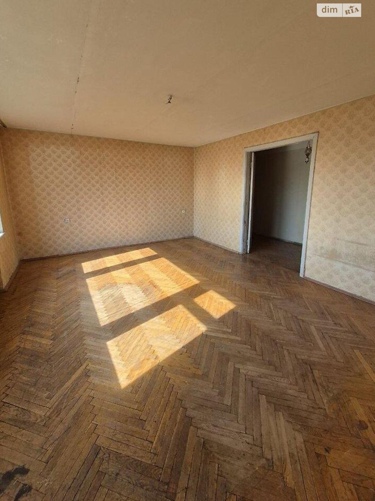 Продажа трехкомнатной квартиры в Киеве, на ул. Олеся Гончара 41А, район Центр фото 1 Продажа трехкомнатной квартиры в Киеве, на ул. Олеся Гончара 41А, район Центр фото 1