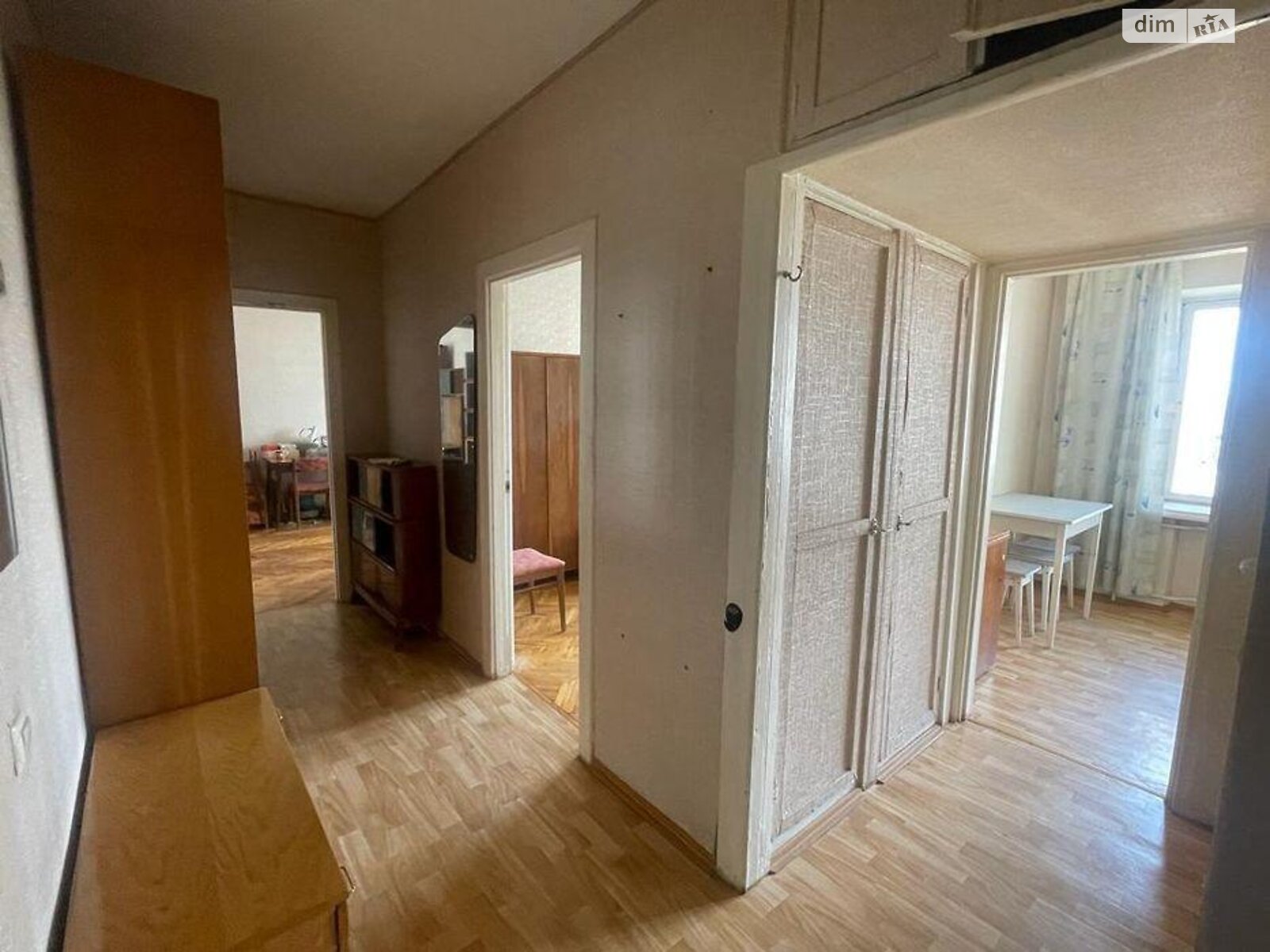 Продажа двухкомнатной квартиры в Киеве, на ул. Олеся Гончара 51, район Центр фото 1