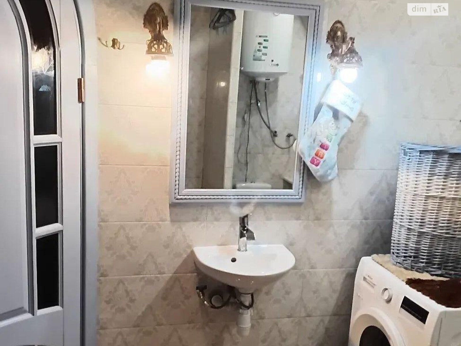 Продаж двокімнатної квартири в Києві, на просп. Берестейський 9, район Центр фото 1 Продаж двокімнатної квартири в Києві, на просп. Берестейський 9, район Центр фото 1